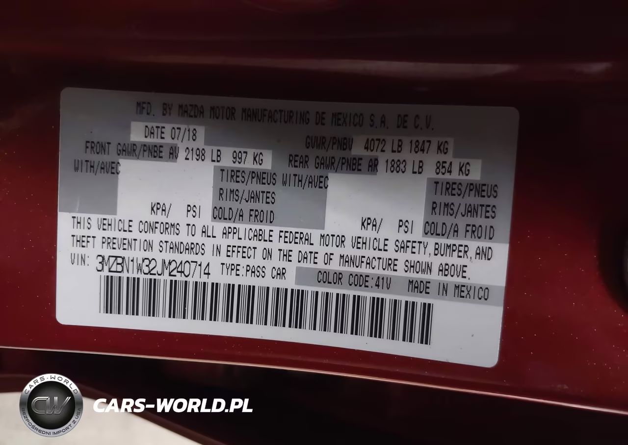 2018 Mazda Mazda3 Grand Touring VIN:3MZBN1W32JM240714 - 9