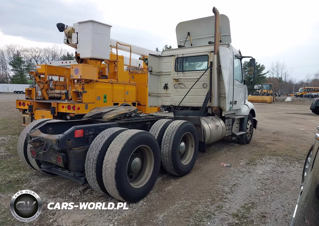 2020 Volvo Vnl VIN:4V4NC9TJ6LN252109 - 4