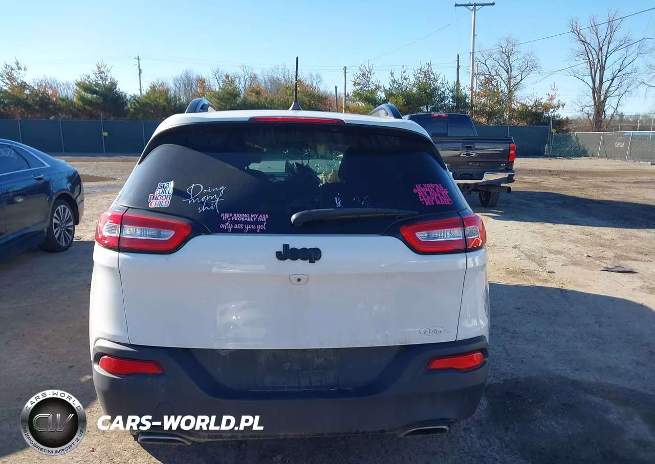 2016 Jeep Cherokee Altitude VIN:1C4PJLCS3GW107870 - 15