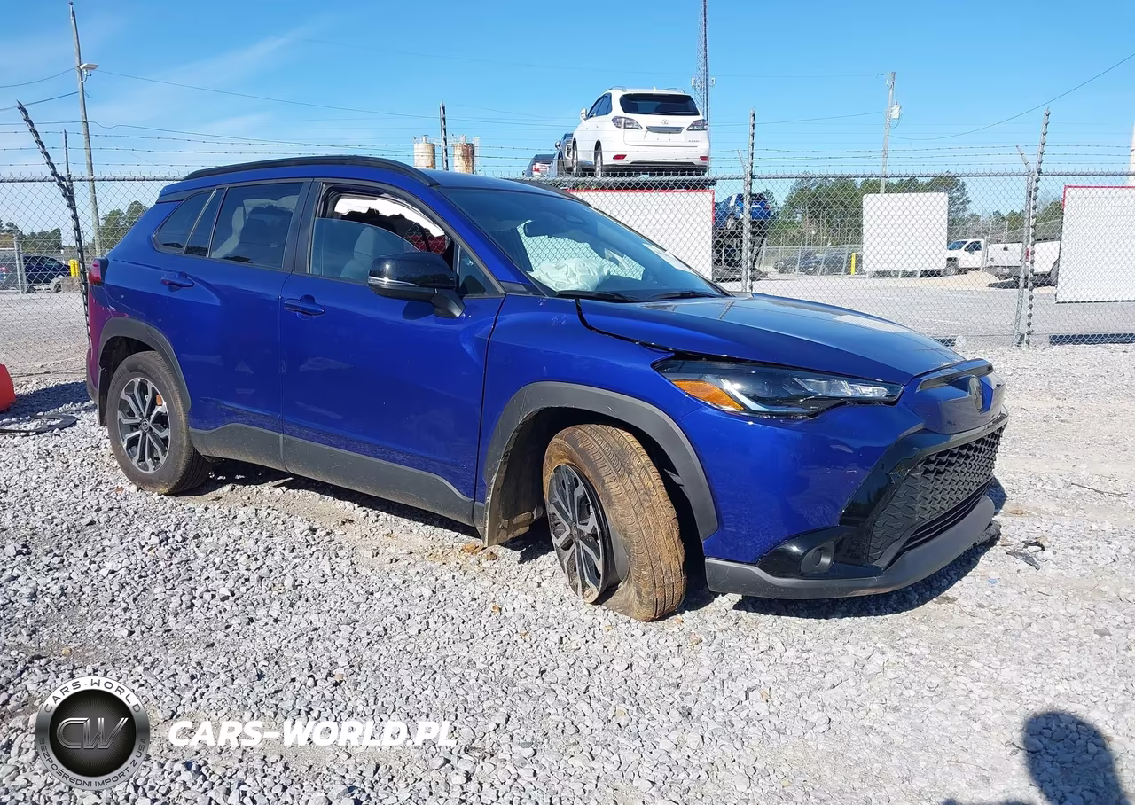 2025 Toyota Corolla Cross Hybrid Se