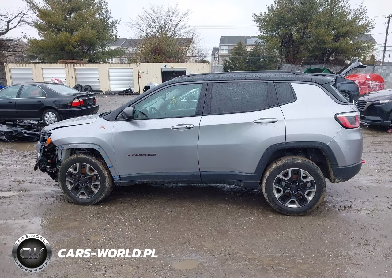 2018 Jeep Compass Trailhawk 4X4 VIN:3C4NJDDB9JT371832 - 15