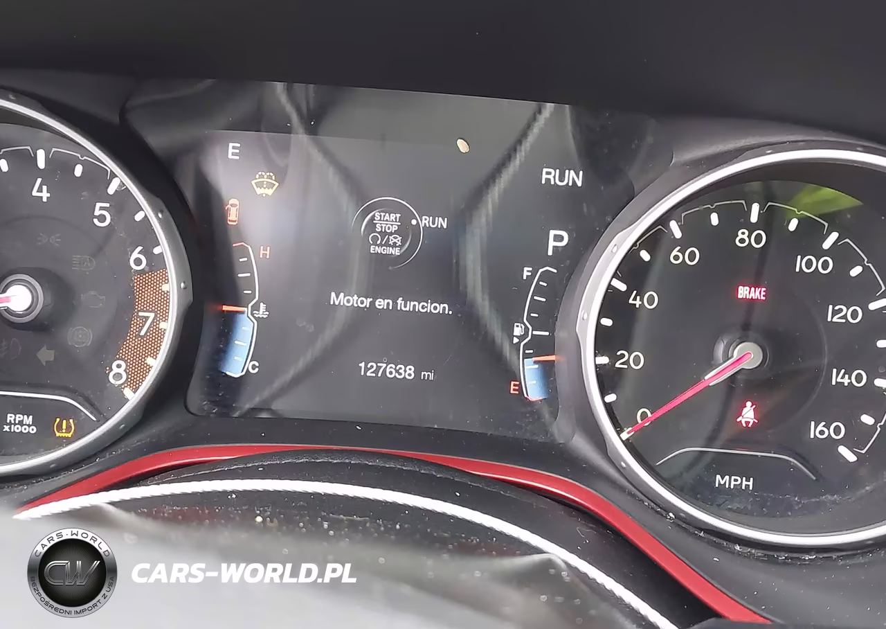 2018 Jeep Compass Trailhawk 4X4 VIN:3C4NJDDB9JT371832 - 16