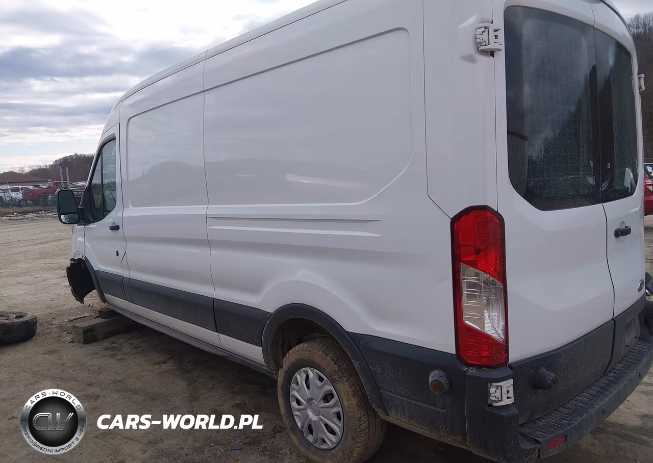 2018 Ford Transit-250 VIN:1FTYR2CM8JKA04905 - 3