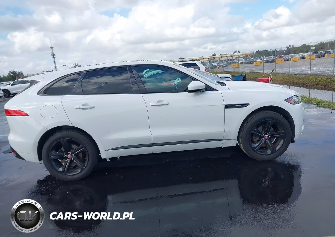 2017 Jaguar F-Pace 20D R-Sport VIN:SADCL2BN6HA085977 - 13