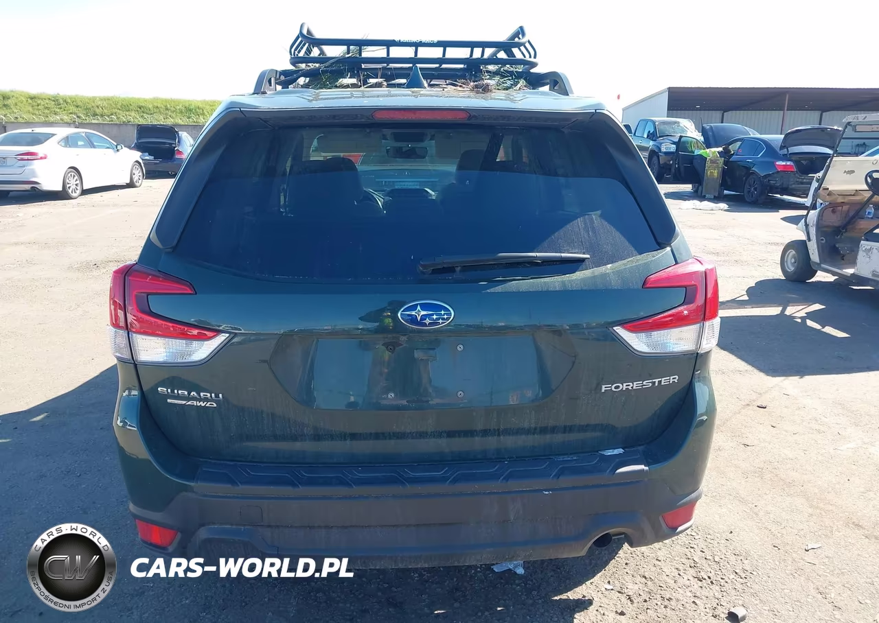 2022 Subaru Forester Premium VIN:JF2SKAEC5NH484530 - 16