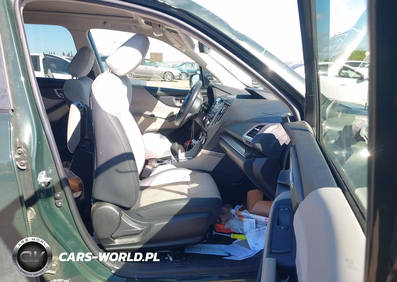 2022 Subaru Forester Premium VIN:JF2SKAEC5NH484530 - 5