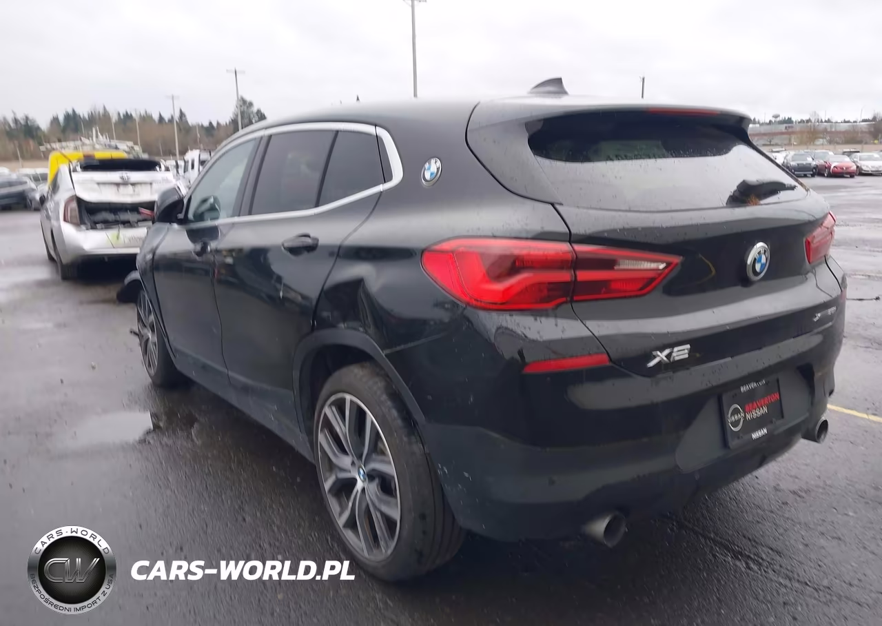 2018 BMW X2 xDrive28I VIN:WBXYJ5C32JEF76637 - 3