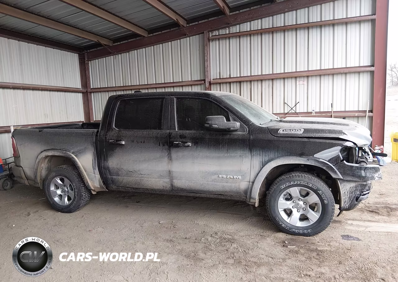 2025 Ram 1500 Big Horn 4X4 5'7 Box VIN:1C6SRFFP4SN729377 - 13