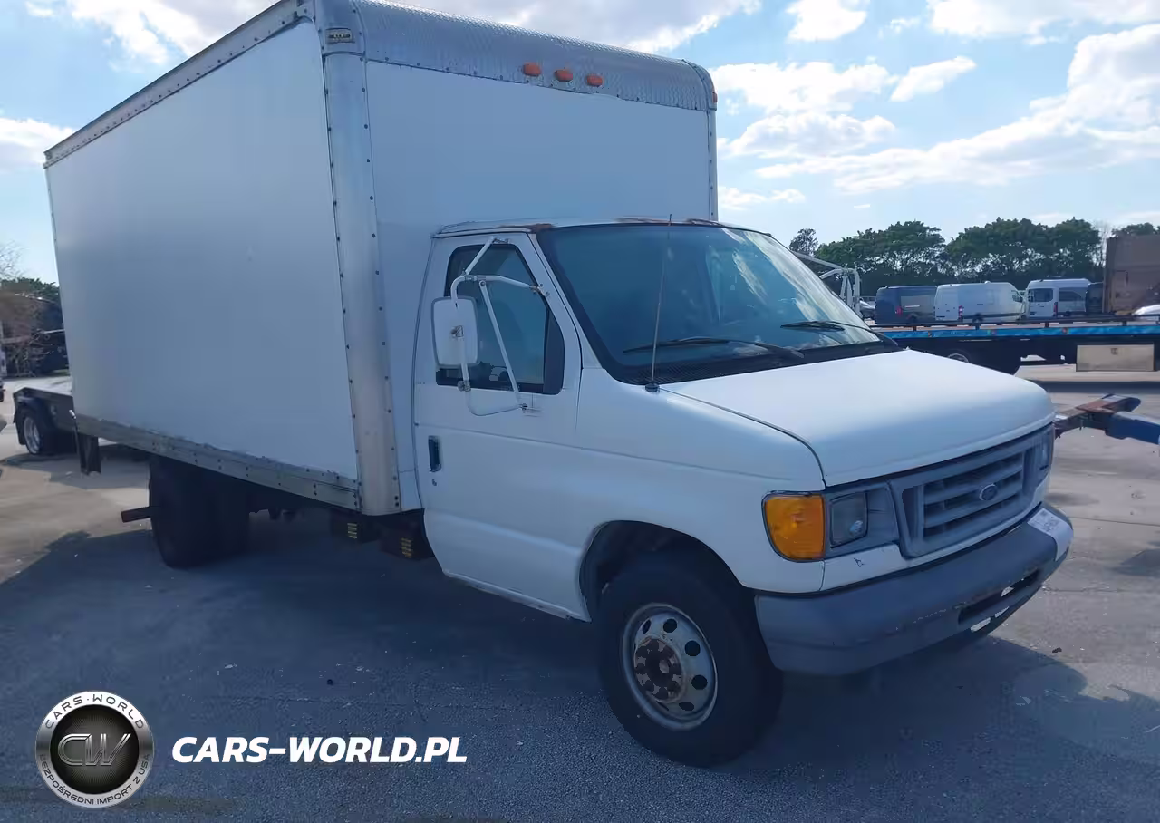 2007 Ford E-450 Cutaway