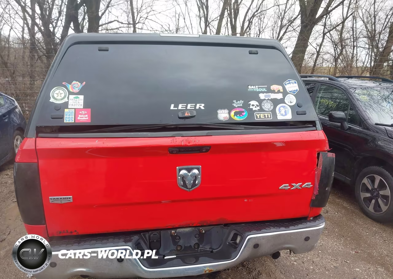 2012 Ram 1500 Laramie VIN:1C6RD7NT5CS112297 - 17