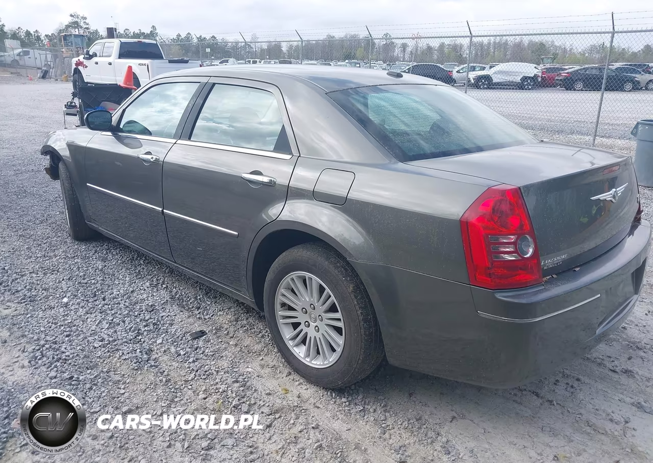 2010 Chrysler 300 Touring-Signature Series-Executive Series VIN:2C3CA5CV0AH191726 - 3