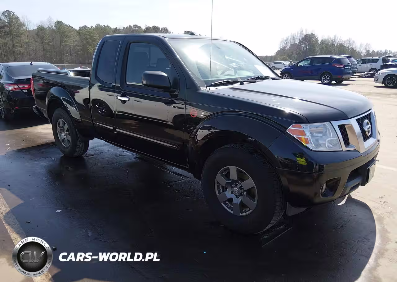 2013 Nissan Frontier Desert Runner
