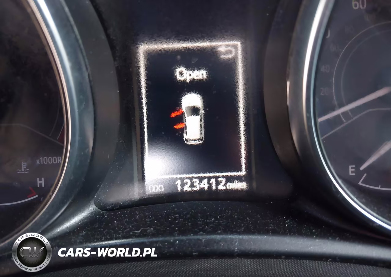 2017 Toyota Corolla Im VIN:JTNKARJE9HJ528187 - 14