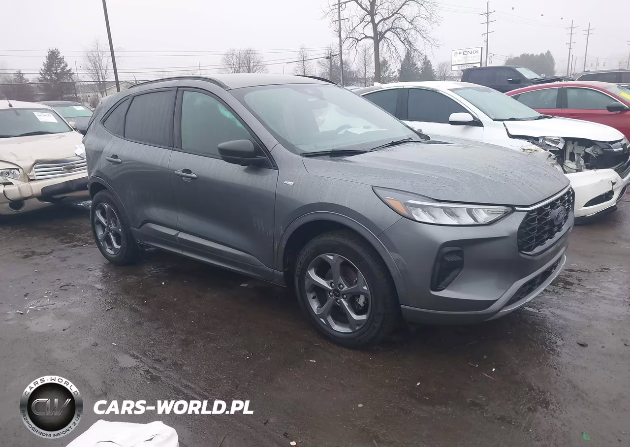 2024 Ford Escape St-Line