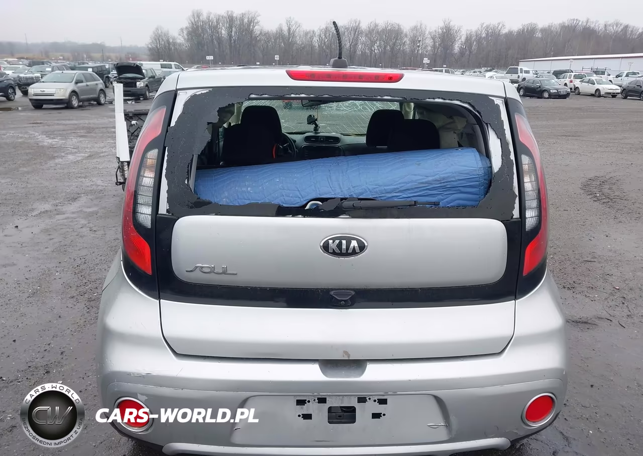 2019 Kia Soul + VIN:KNDJP3A50K7018360 - 15