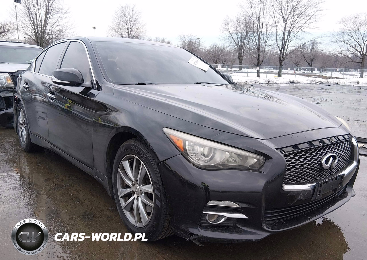 2015 Infiniti Q50 Premium