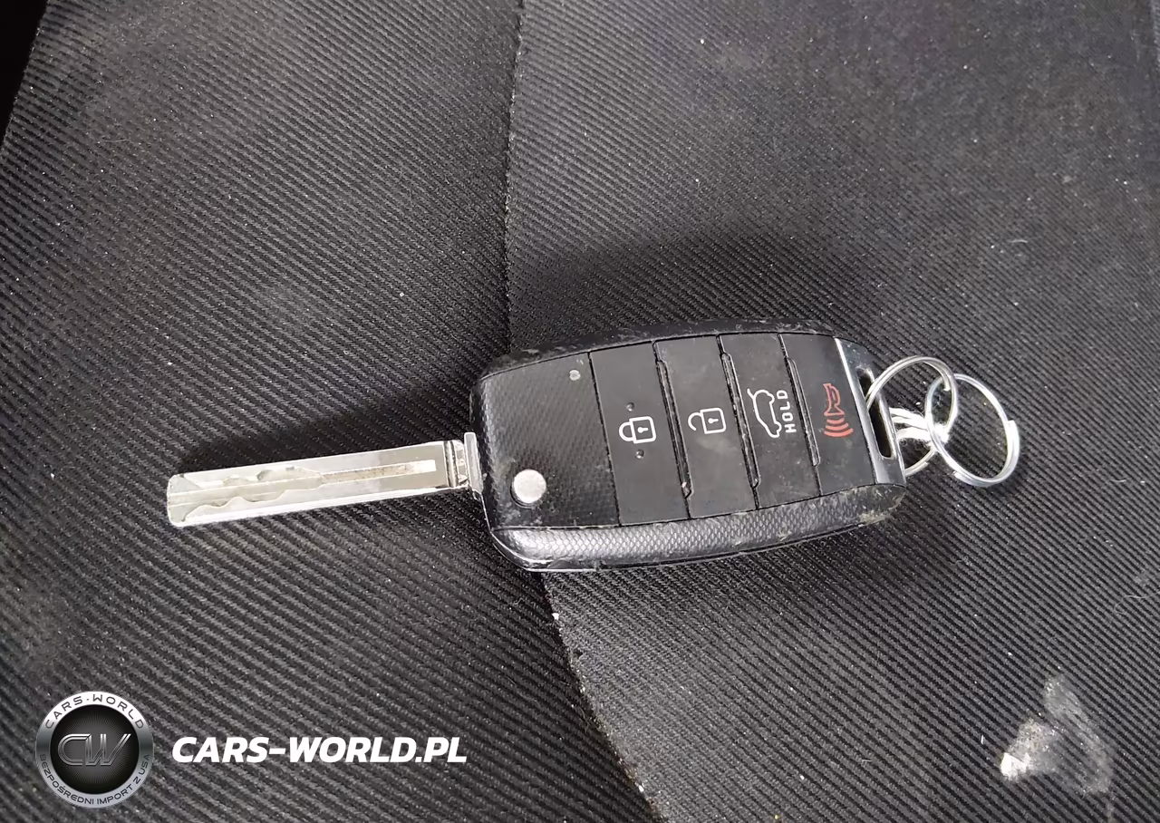 2017 Kia Soul + VIN:KNDJP3A56H7413121 - 11