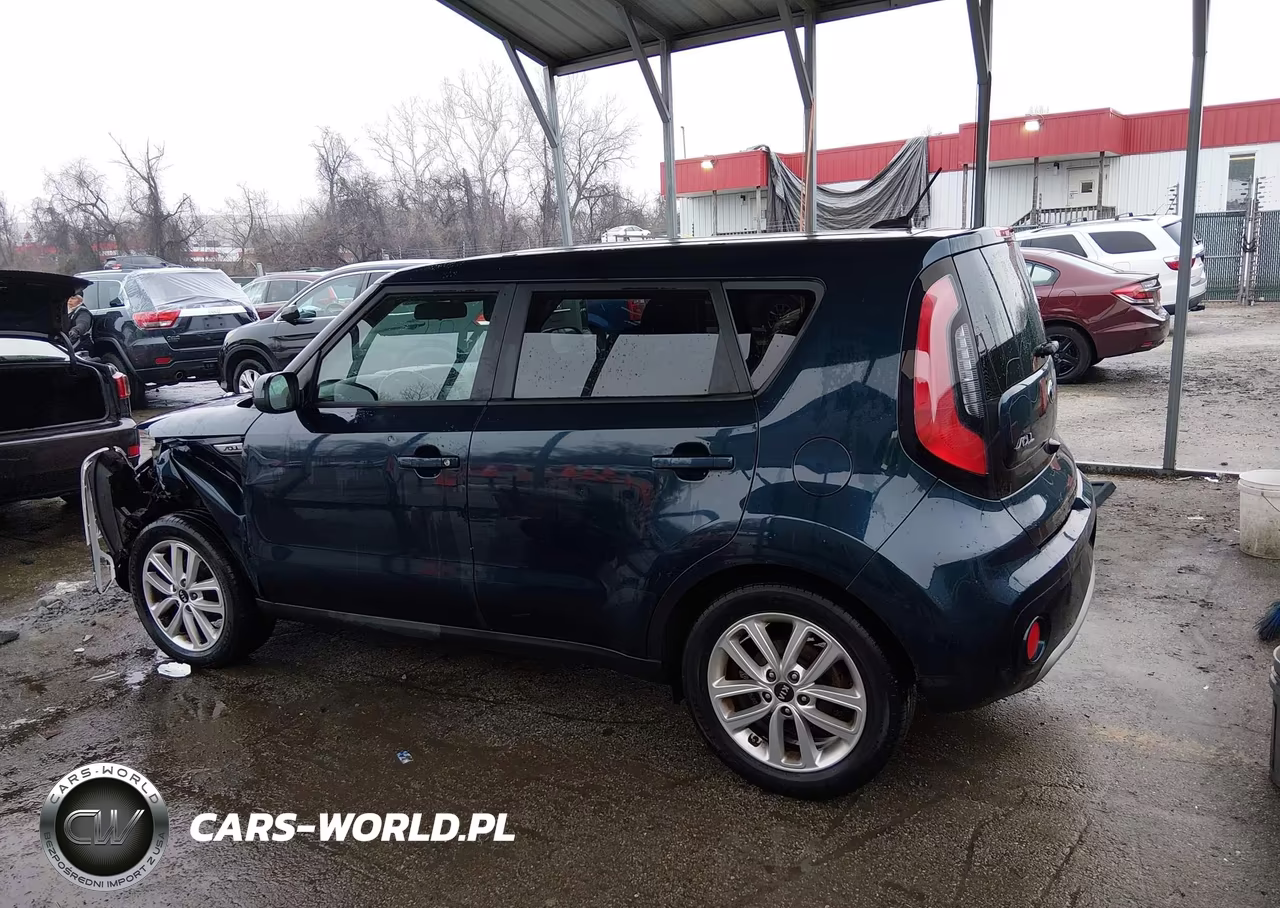2017 Kia Soul + VIN:KNDJP3A56H7413121 - 14