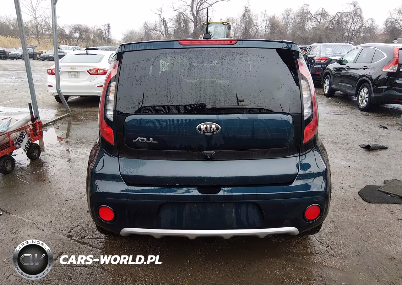 2017 Kia Soul + VIN:KNDJP3A56H7413121 - 16