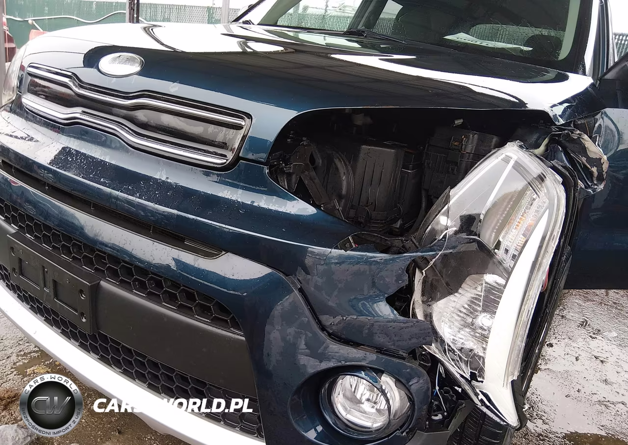 2017 Kia Soul + VIN:KNDJP3A56H7413121 - 6
