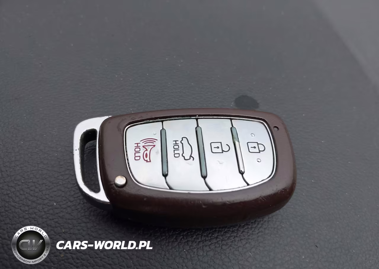 2018 Hyundai Elantra Value Edition VIN:5NPD84LF8JH292695 - 11