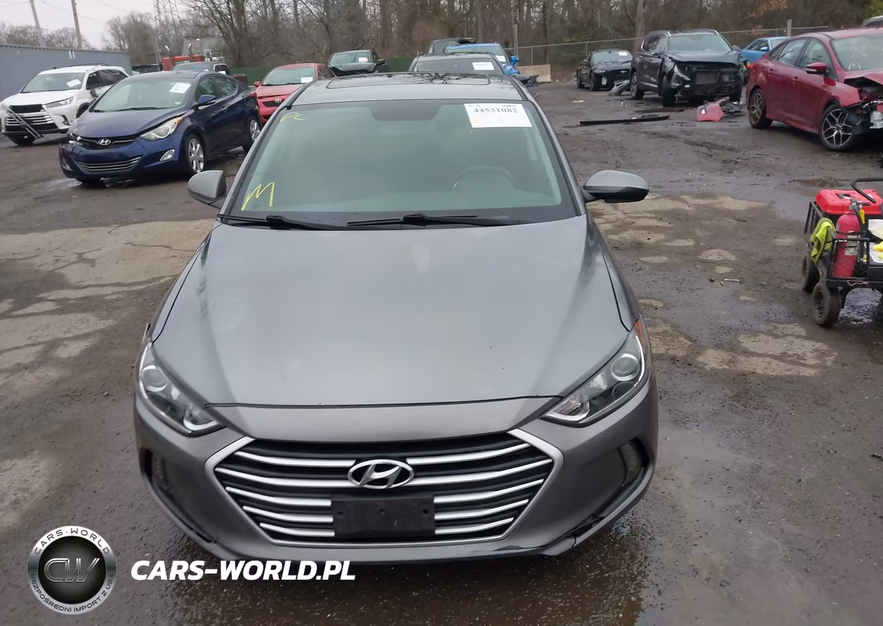 2018 Hyundai Elantra Value Edition VIN:5NPD84LF8JH292695 - 12