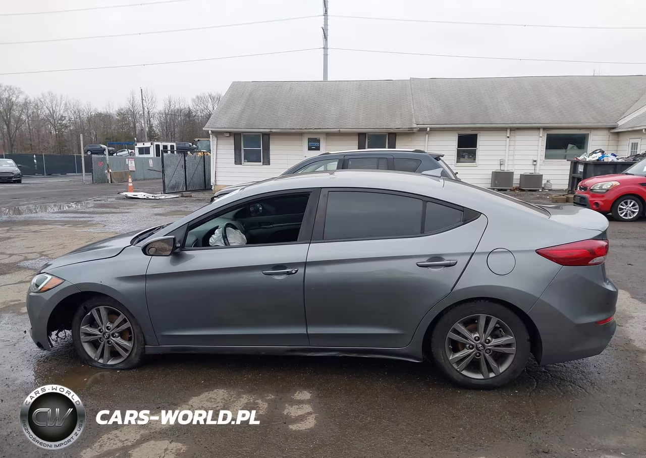 2018 Hyundai Elantra Value Edition VIN:5NPD84LF8JH292695 - 14