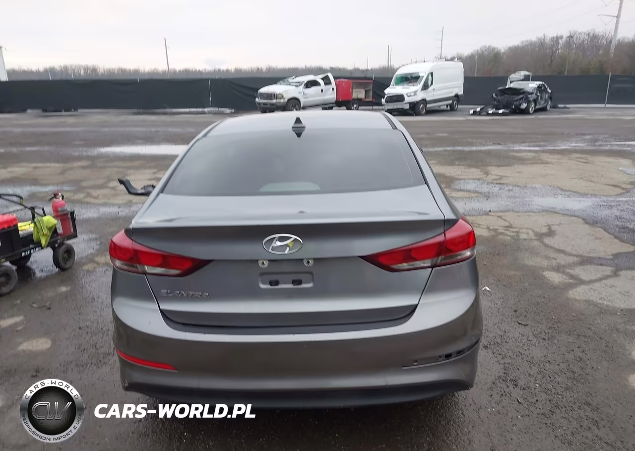 2018 Hyundai Elantra Value Edition VIN:5NPD84LF8JH292695 - 16