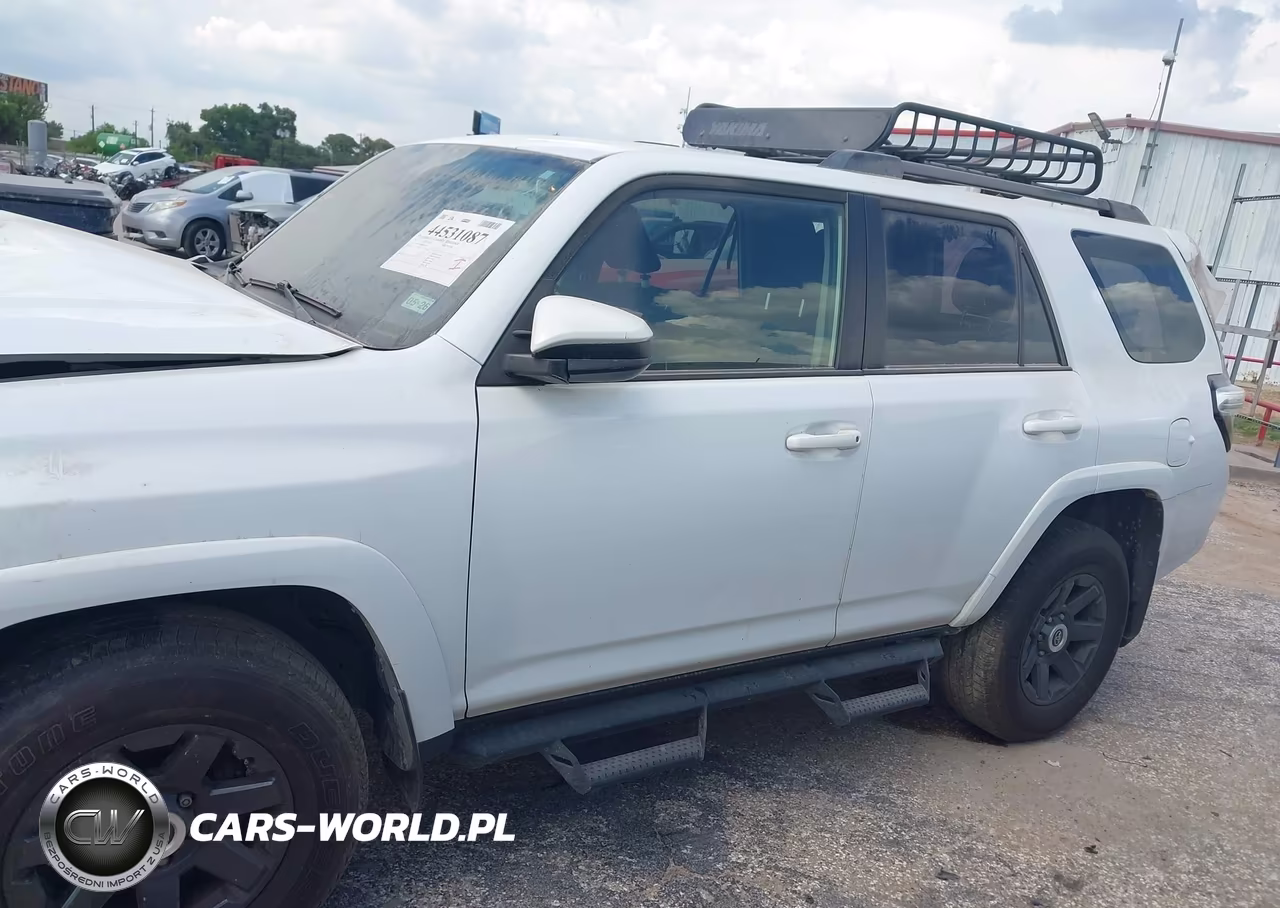 2021 Toyota 4Runner Trail Special Edition VIN:JTEBU5JR8M5916713 - 13
