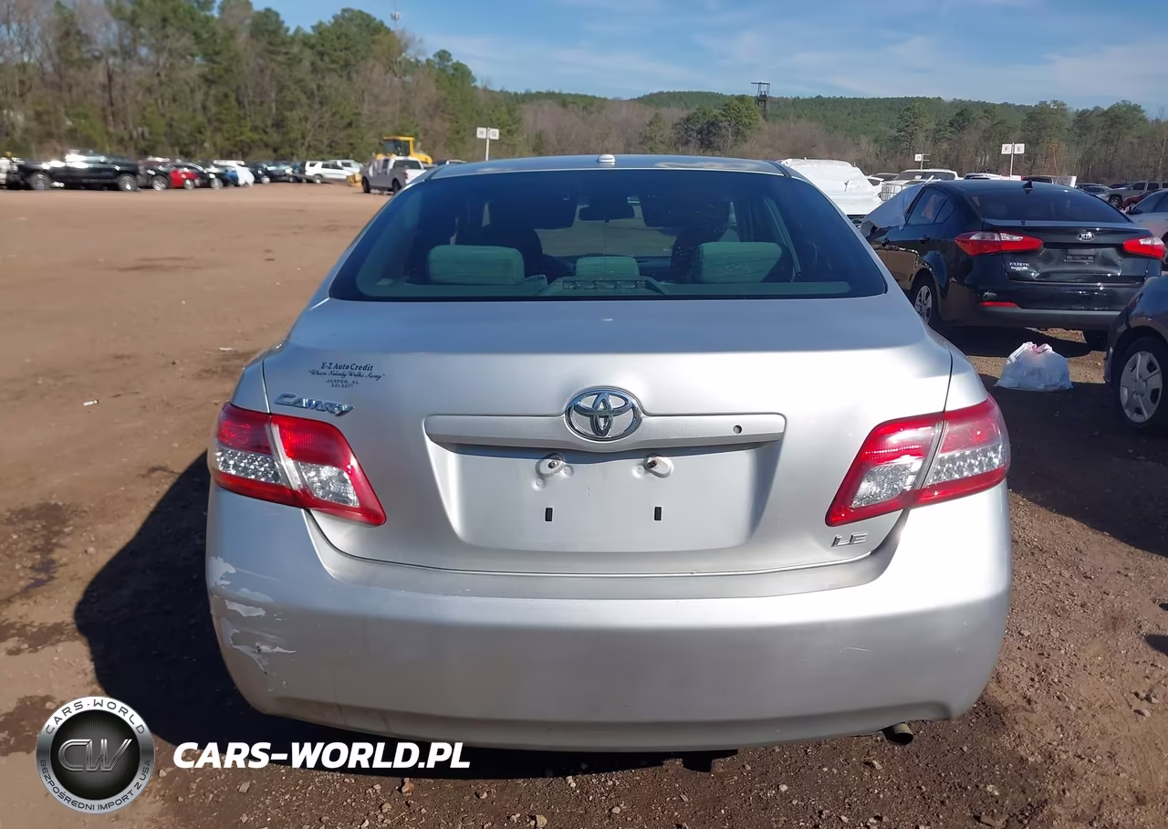 2011 Toyota Camry Le VIN:4T1BF3EK3BU696623 - 16