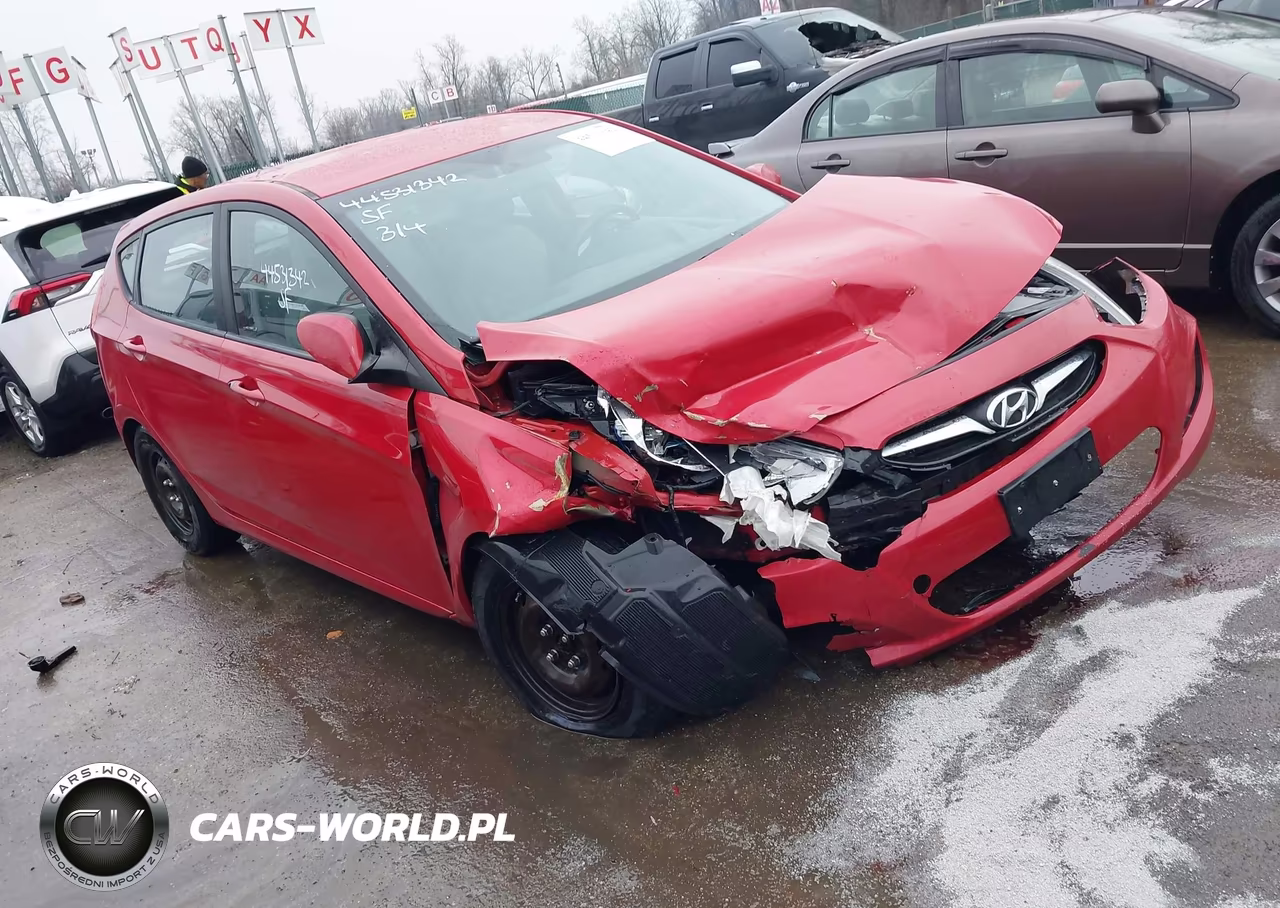2013 Hyundai Accent Gs