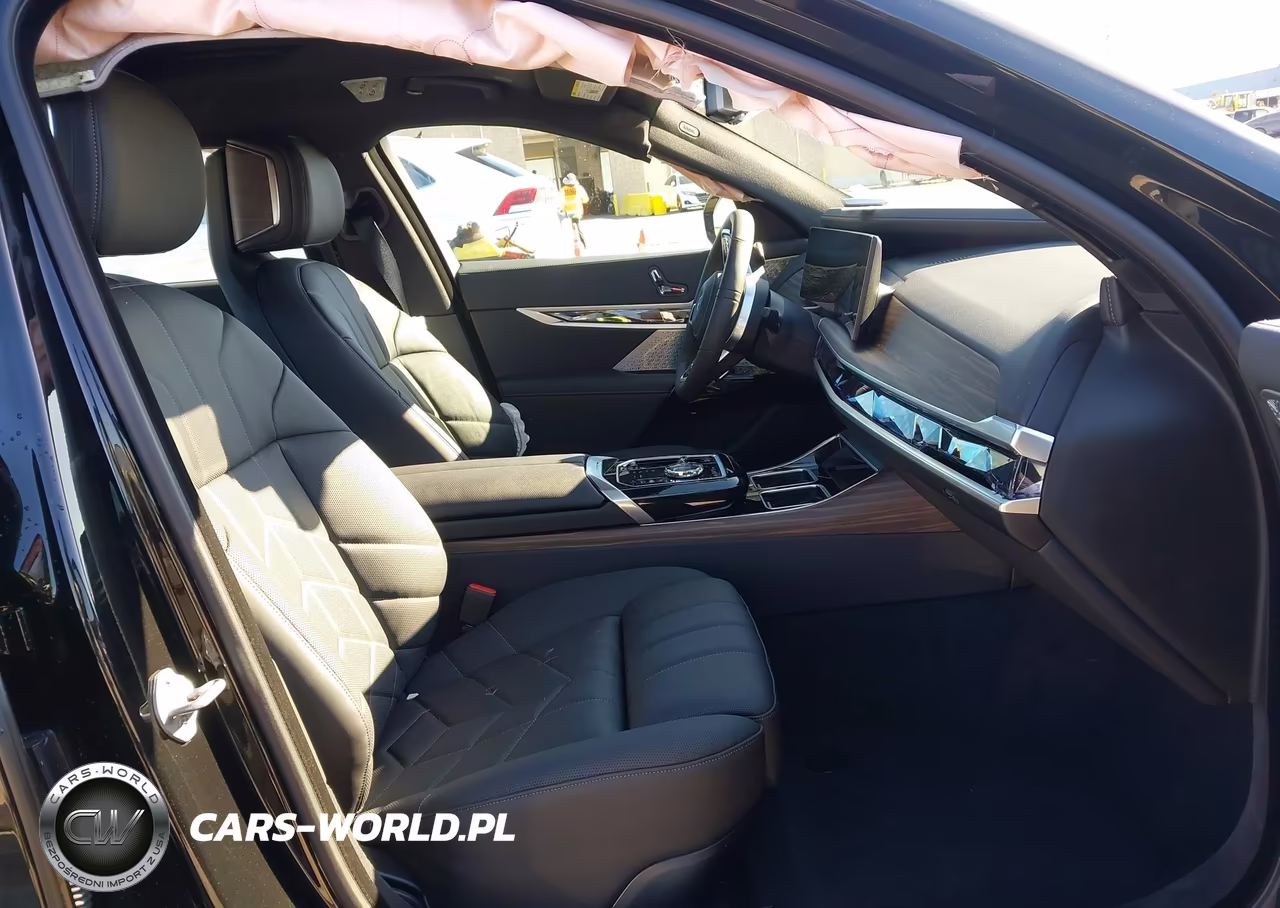 2025 BMW 740I VIN:WBA23EH0XSCV64593 - 5