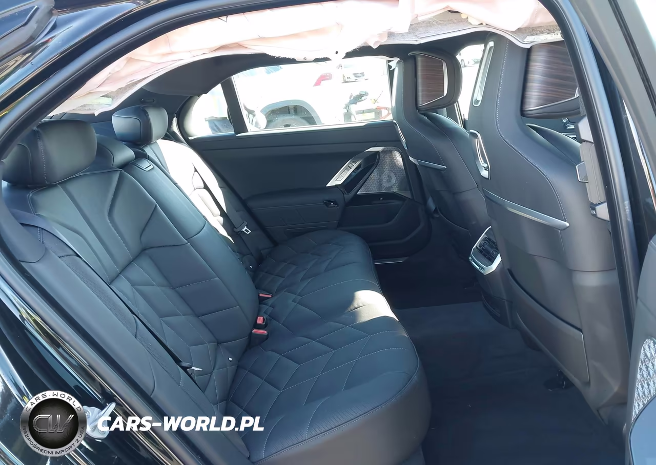 2025 BMW 740I VIN:WBA23EH0XSCV64593 - 8