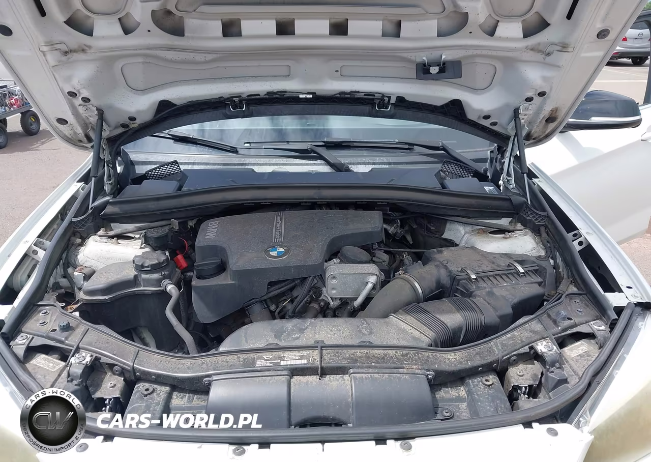 2014 BMW X1 Sdrive28I VIN:WBAVM1C52EVW48079 - 10