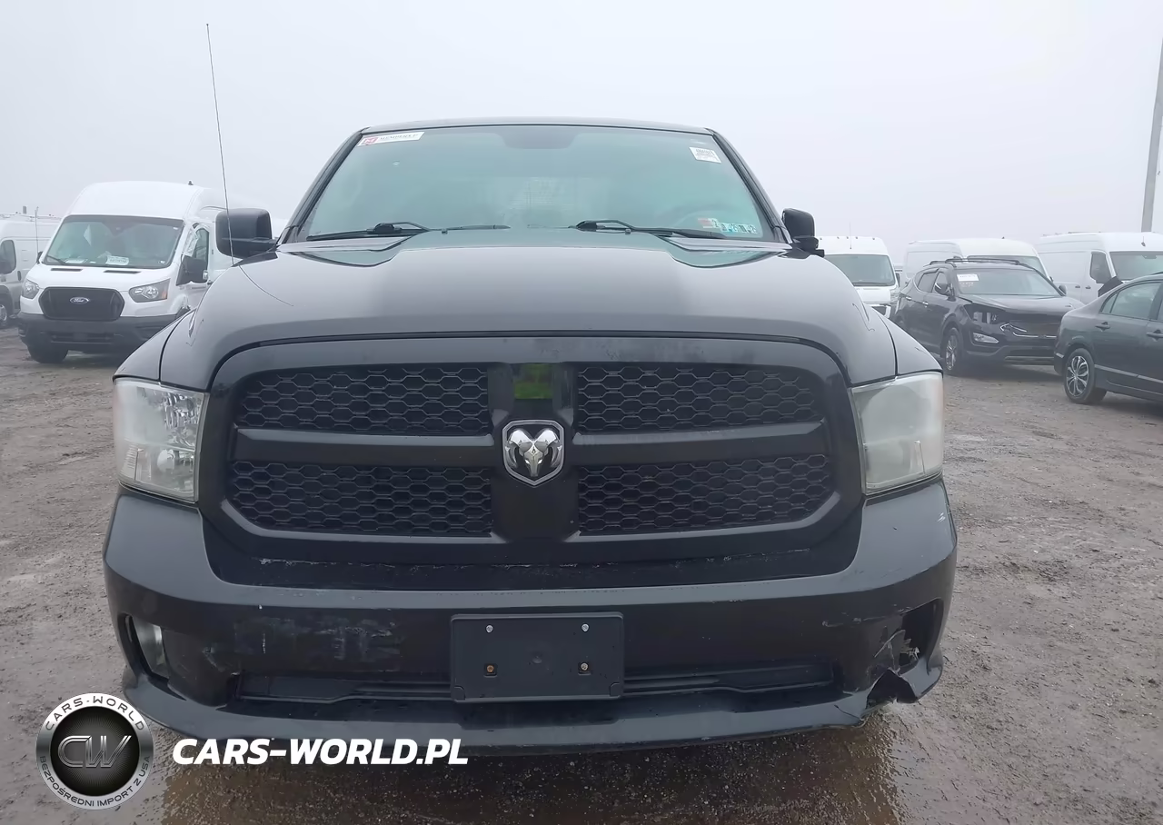 2017 Ram 1500 Express 4X4 6'4 Box VIN:1C6RR7FG7HS861872 - 12