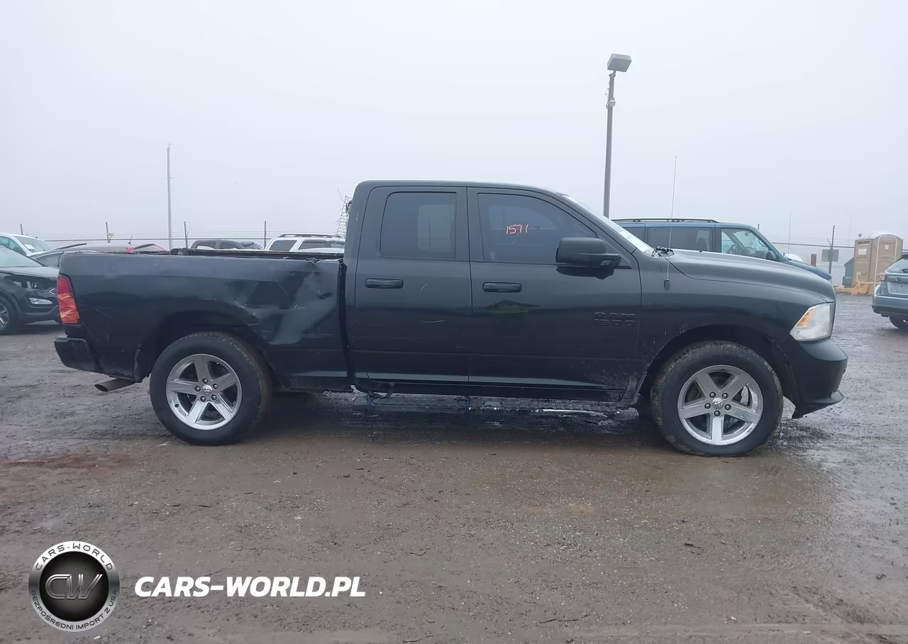 2017 Ram 1500 Express 4X4 6'4 Box VIN:1C6RR7FG7HS861872 - 13