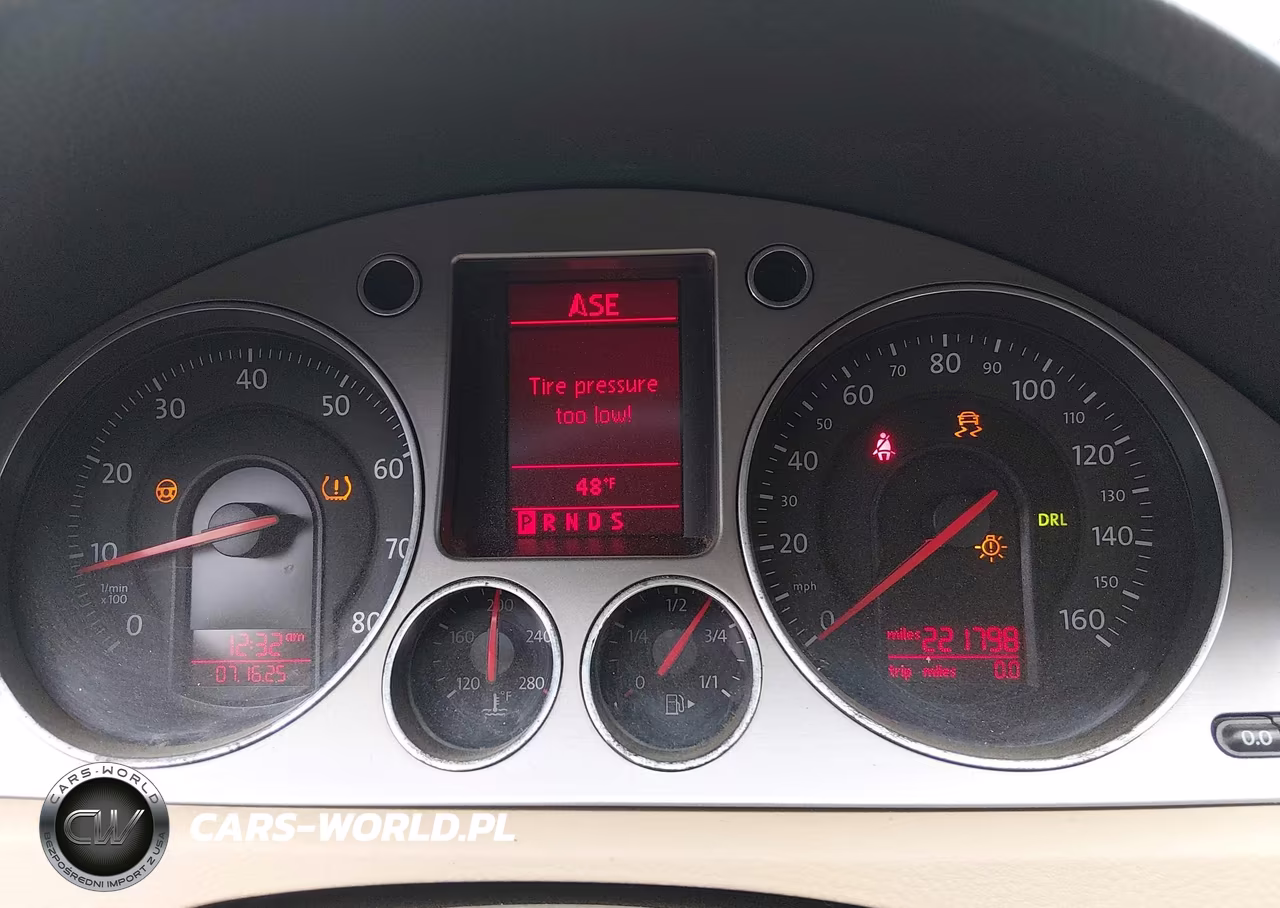 2008 Volkswagen Passat Komfort VIN:WVWAK73C18E054631 - 7