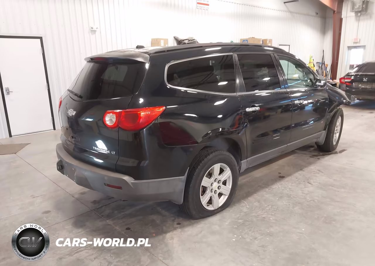 2010 Chevrolet Traverse Lt VIN:1GNLRFED5AS122867 - 4