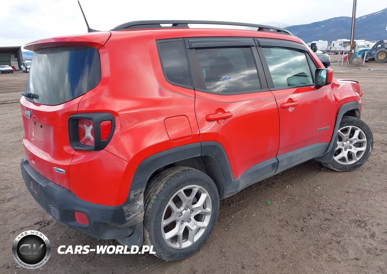 2018 Jeep Renegade Latitude 4X4 VIN:ZACCJBBB1JPH69364 - 4