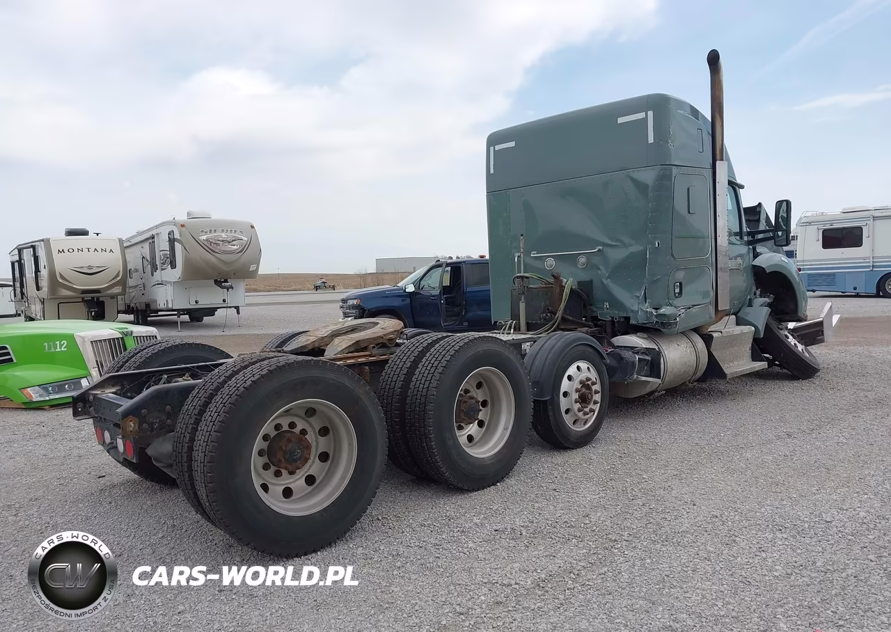 2018 Kenworth T880 VIN:1XKZPP9X2JJ181646 - 4