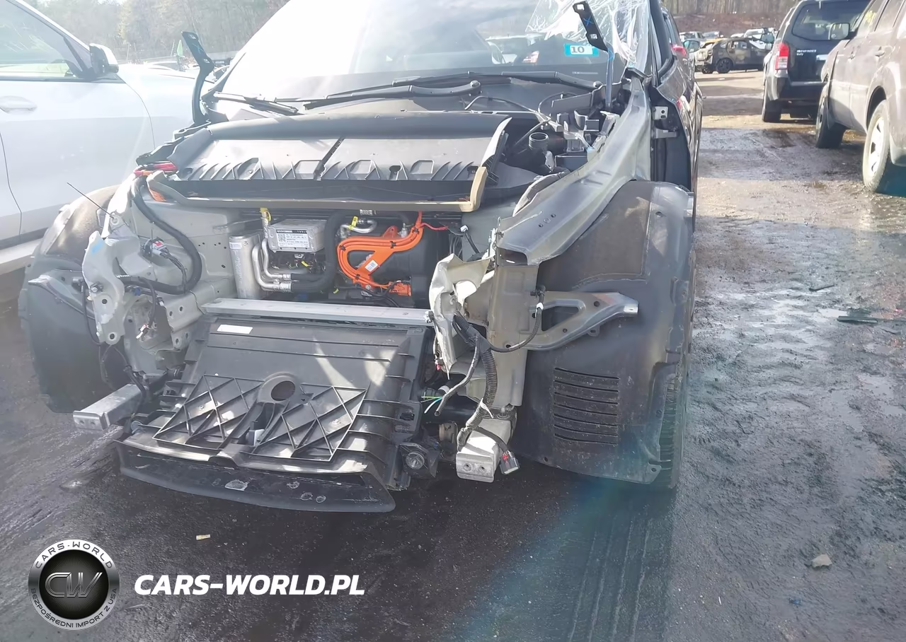 2024 Tesla Model Y Long Range Dual Motor All-Wheel Drive VIN:7SAYGDEE4RA284919 - 6