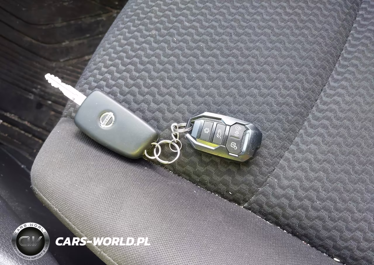 2019 Nissan Rogue Sport S VIN:JN1BJ1CR9KW320927 - 11