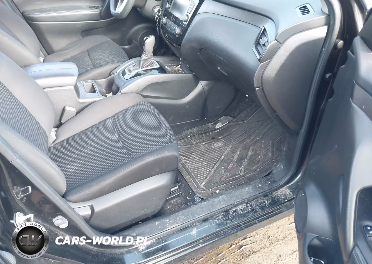 2019 Nissan Rogue Sport S VIN:JN1BJ1CR9KW320927 - 5