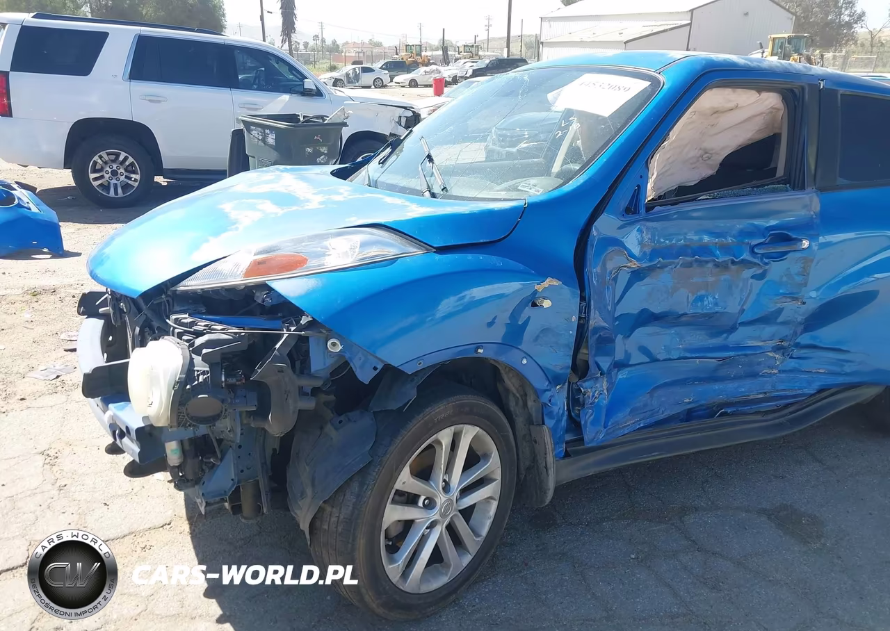 2011 Nissan Juke S VIN:JN8AF5MRXBT019153 - 12