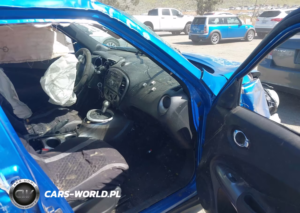 2011 Nissan Juke S VIN:JN8AF5MRXBT019153 - 5