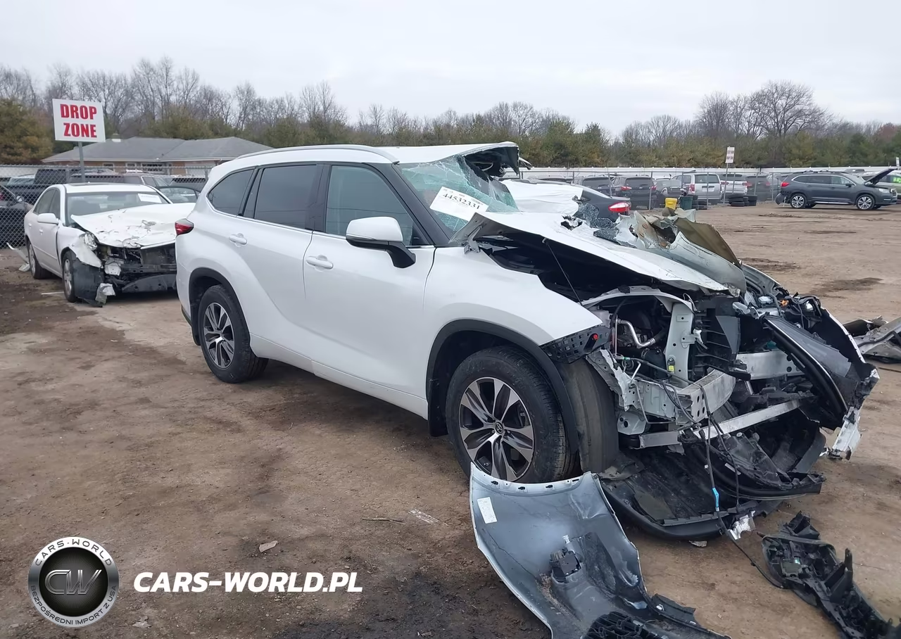2022 Toyota Highlander Xle VIN:5TDHZRBH4NS235862 - 1