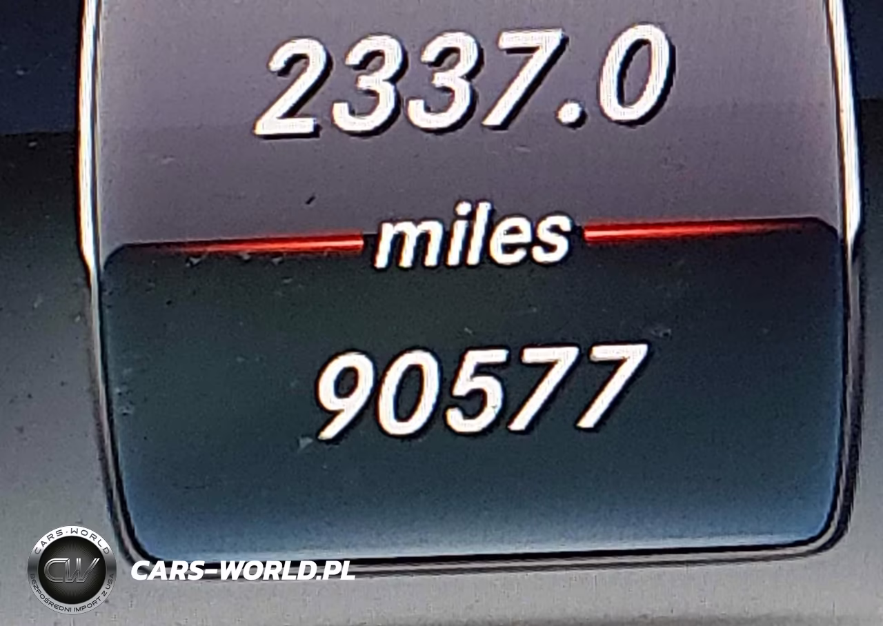 2017 Mercedes-Benz C 300 4Matic VIN:55SWF4KB2HU228690 - 16