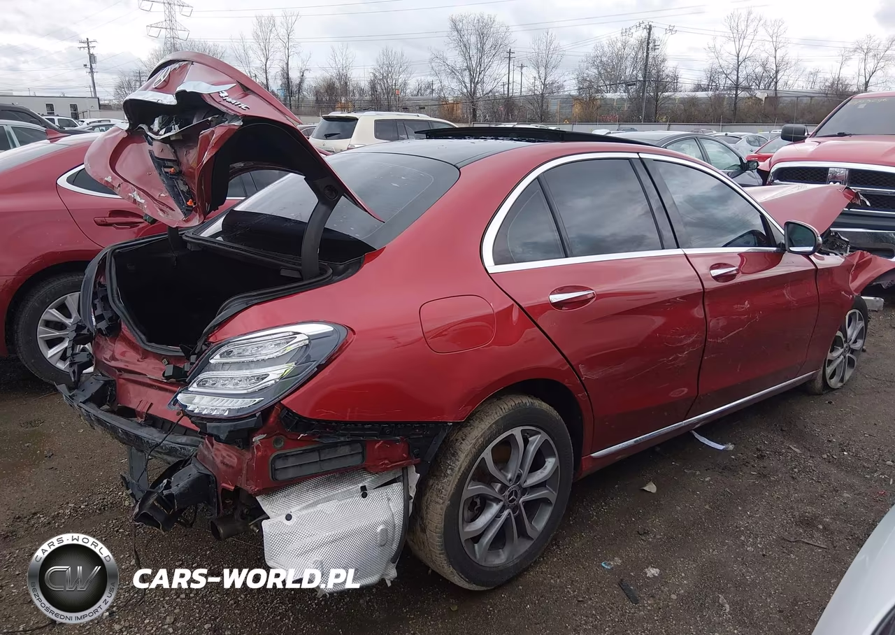 2017 Mercedes-Benz C 300 4Matic VIN:55SWF4KB2HU228690 - 19
