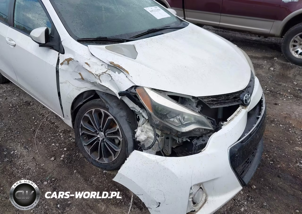 2015 Toyota Corolla S Plus VIN:5YFBURHE6FP269717 - 6