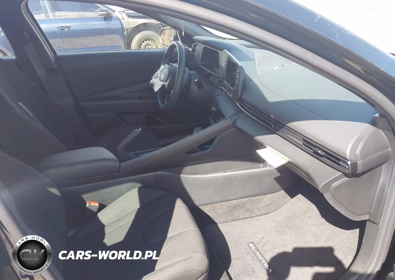 2026 Hyundai Elantra Sel Sport VIN:KMHLM4DG5TU106209 - 5
